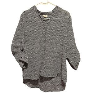 Antilia Femme Blouse Sheer Size Large